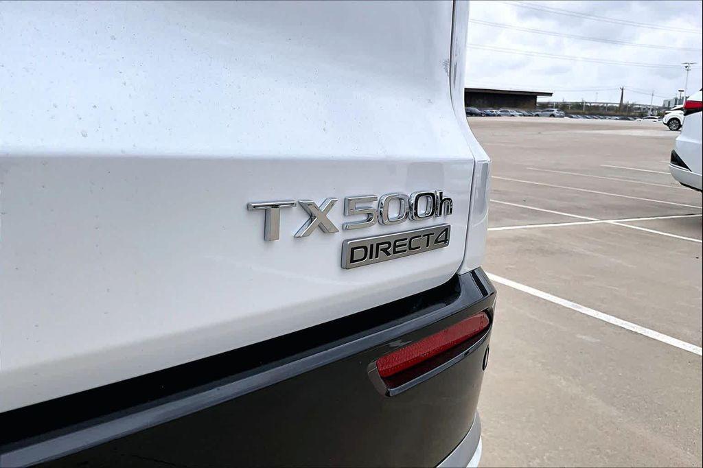 new 2026 Lexus TX 500h car, priced at $75,238