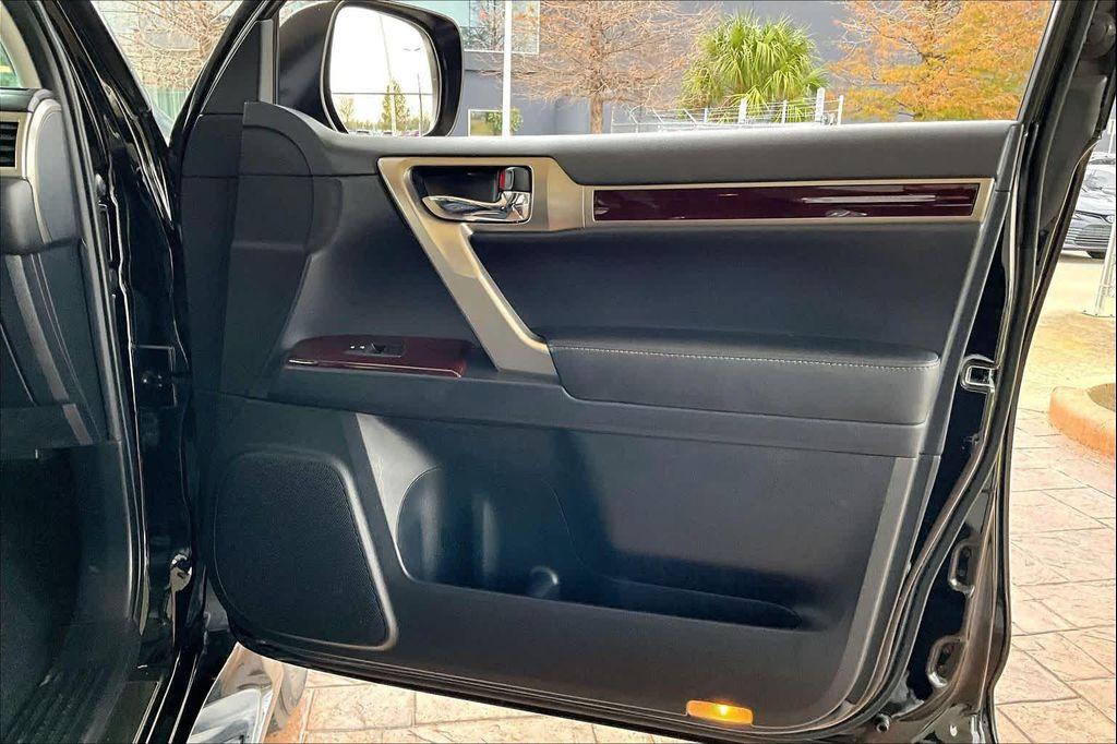 used 2016 Lexus GX 460 car, priced at $26,495