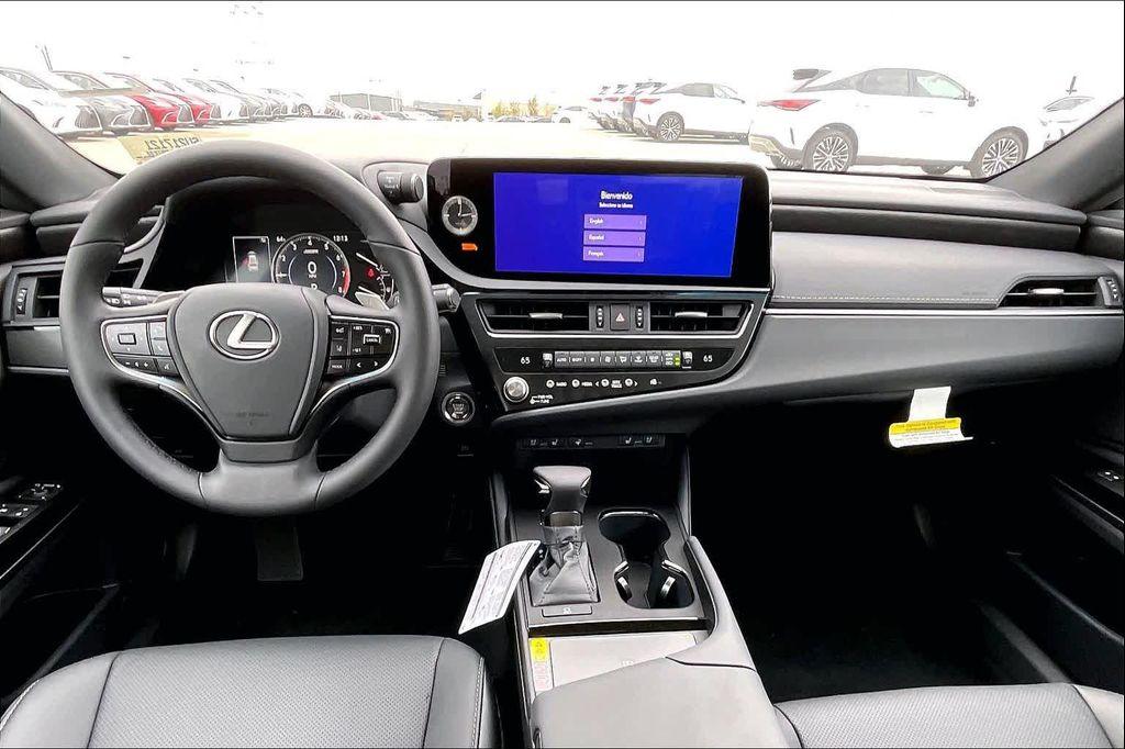 new 2025 Lexus ES 350 car, priced at $49,600