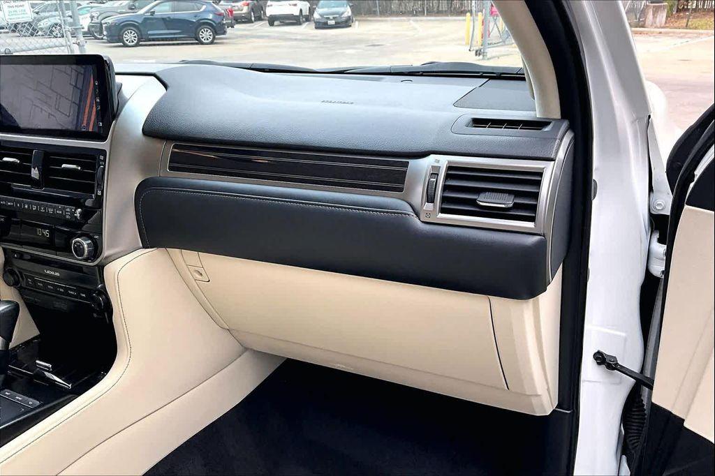 used 2023 Lexus GX 460 car, priced at $53,995