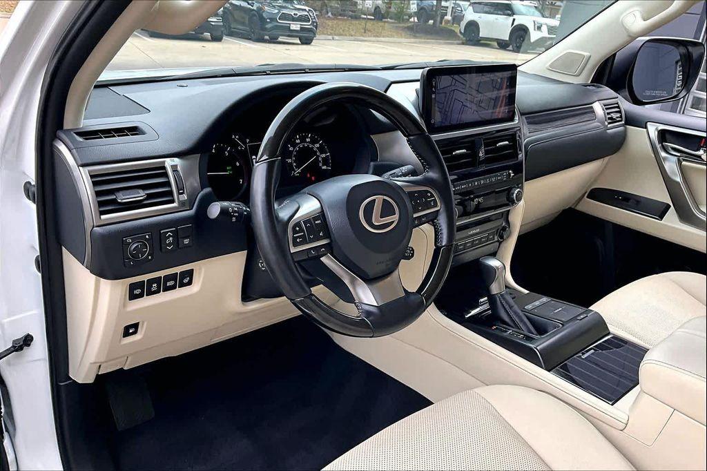 used 2023 Lexus GX 460 car, priced at $53,995