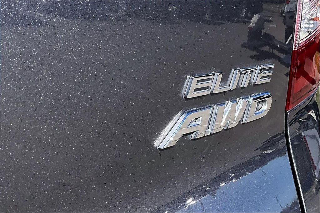 used 2021 Honda Pilot car, priced at $31,920