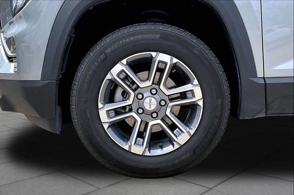 used 2025 GMC Terrain car, priced at $26,020
