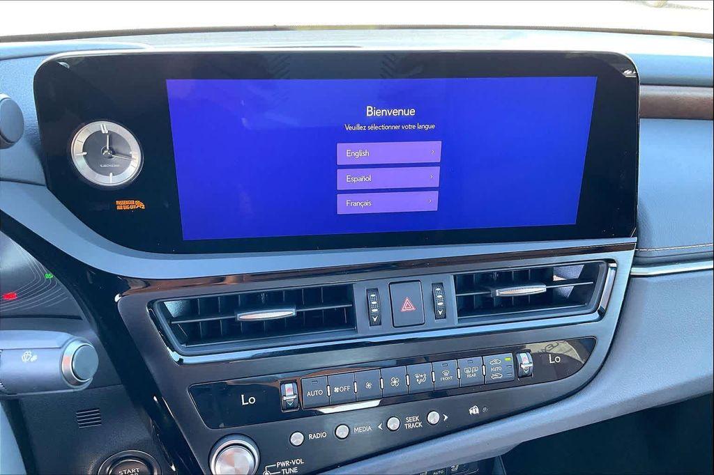 new 2025 Lexus ES 350 car, priced at $49,550