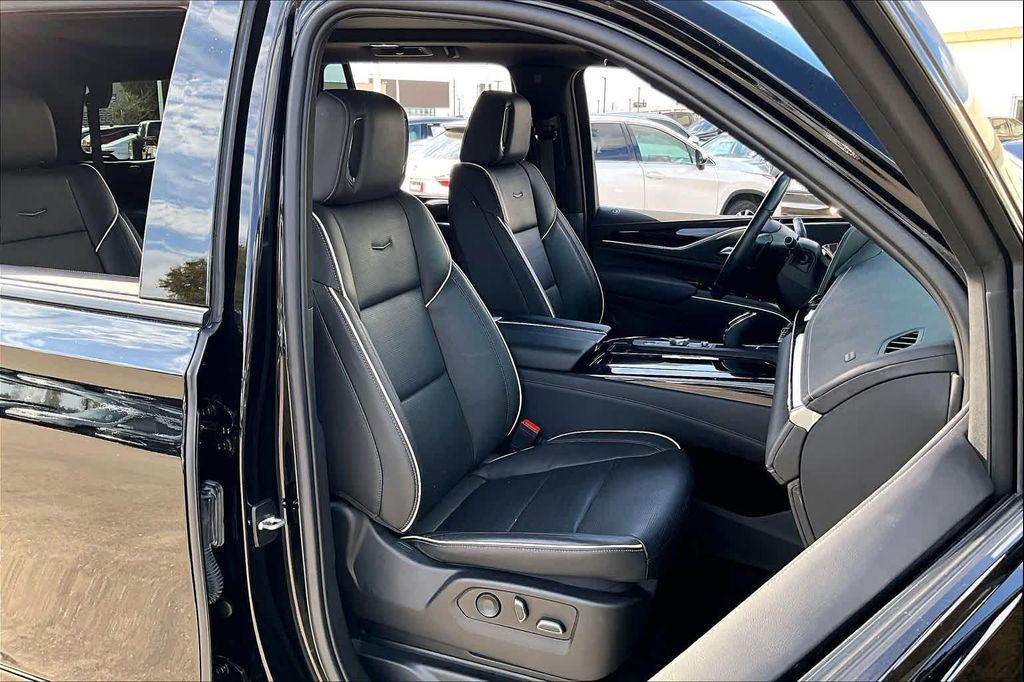 used 2023 Cadillac Escalade car, priced at $65,464