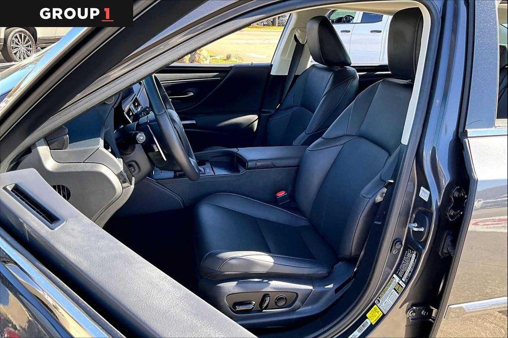 used 2023 Lexus ES 350 car, priced at $36,310