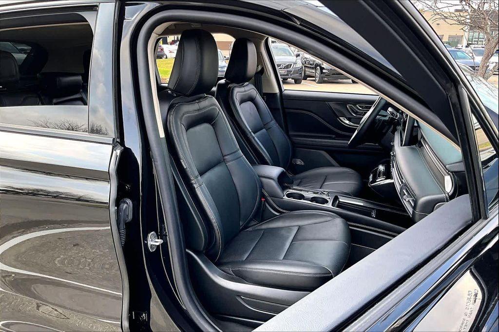 used 2023 Lincoln Corsair car, priced at $38,089