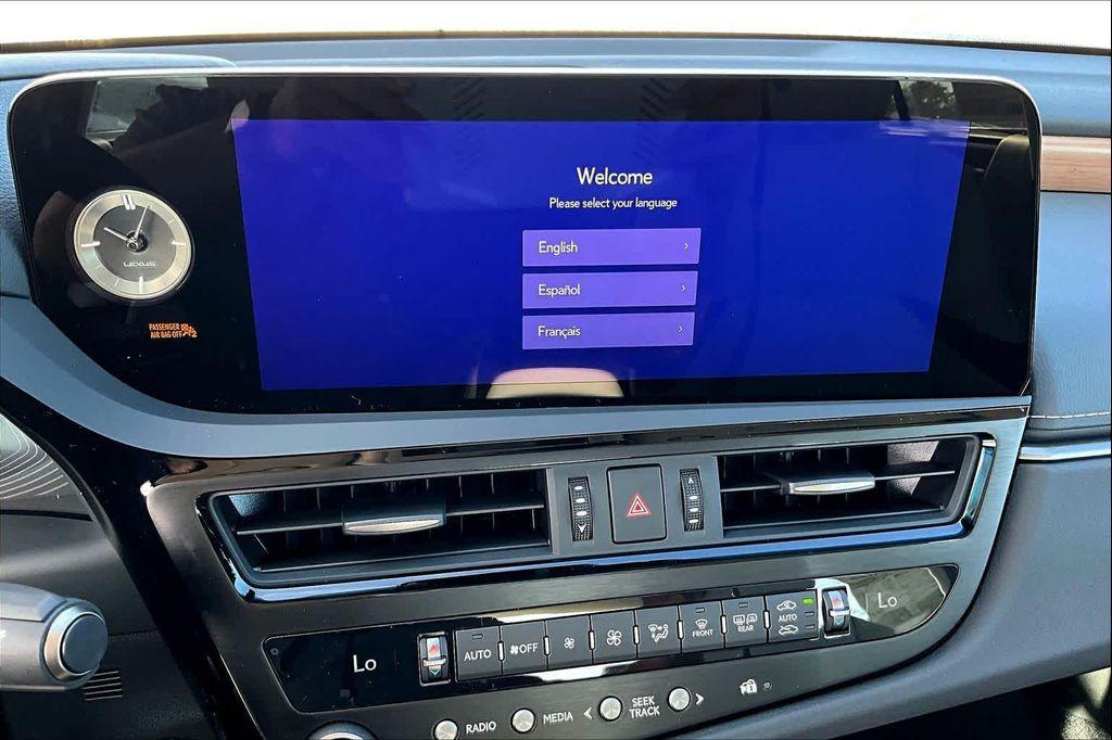 new 2025 Lexus ES 350 car, priced at $49,724