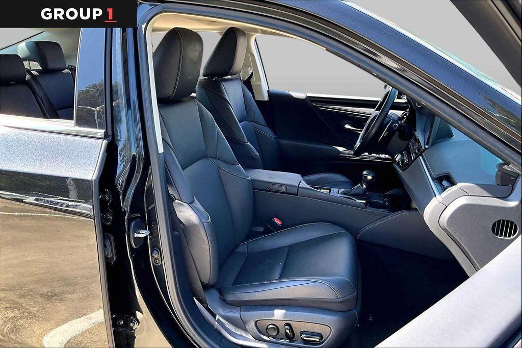 used 2025 Lexus ES 350 car, priced at $44,220