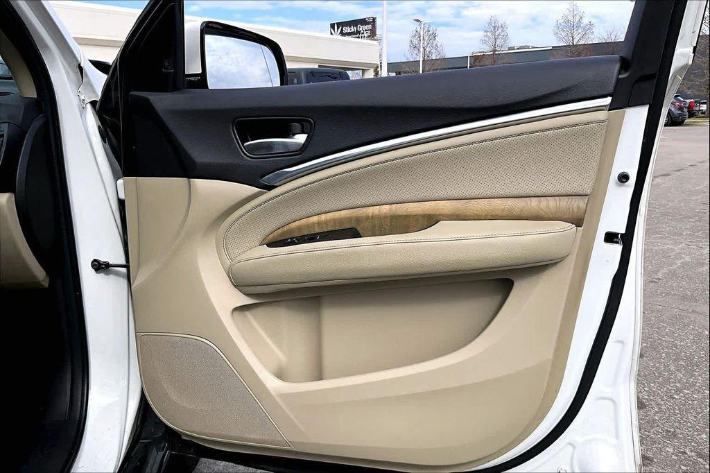 used 2019 Acura MDX car, priced at $21,495