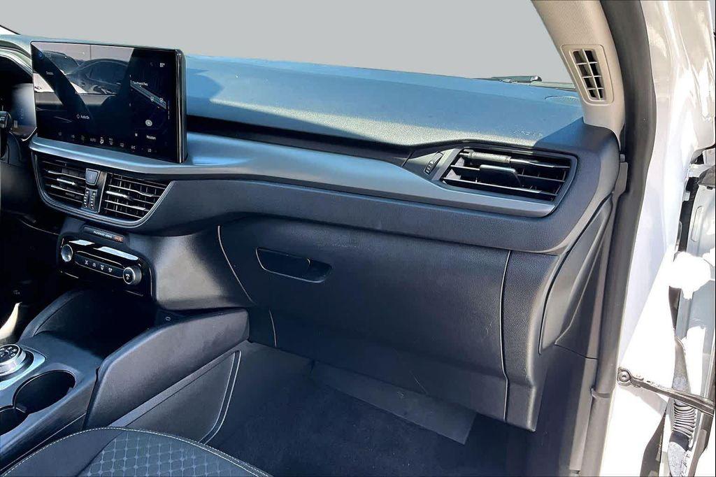 used 2023 Ford Escape car, priced at $20,220