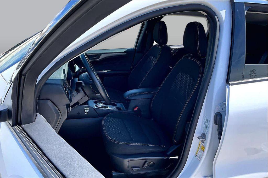 used 2023 Ford Escape car, priced at $20,220