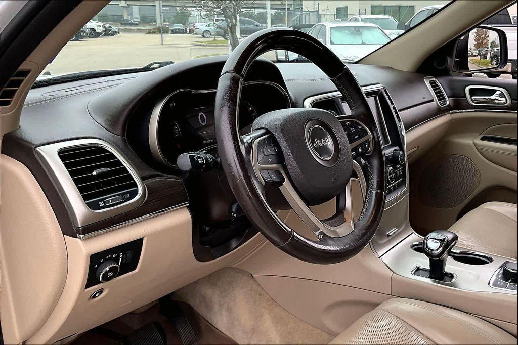 used 2015 Jeep Grand Cherokee car, priced at $10,495