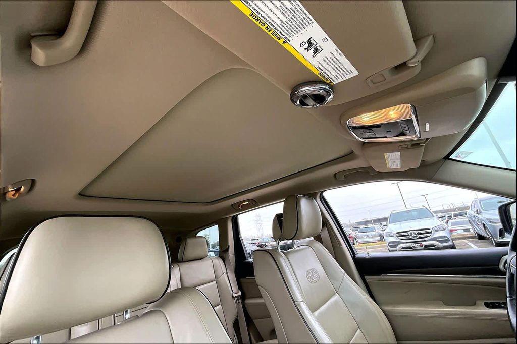 used 2015 Jeep Grand Cherokee car, priced at $10,495