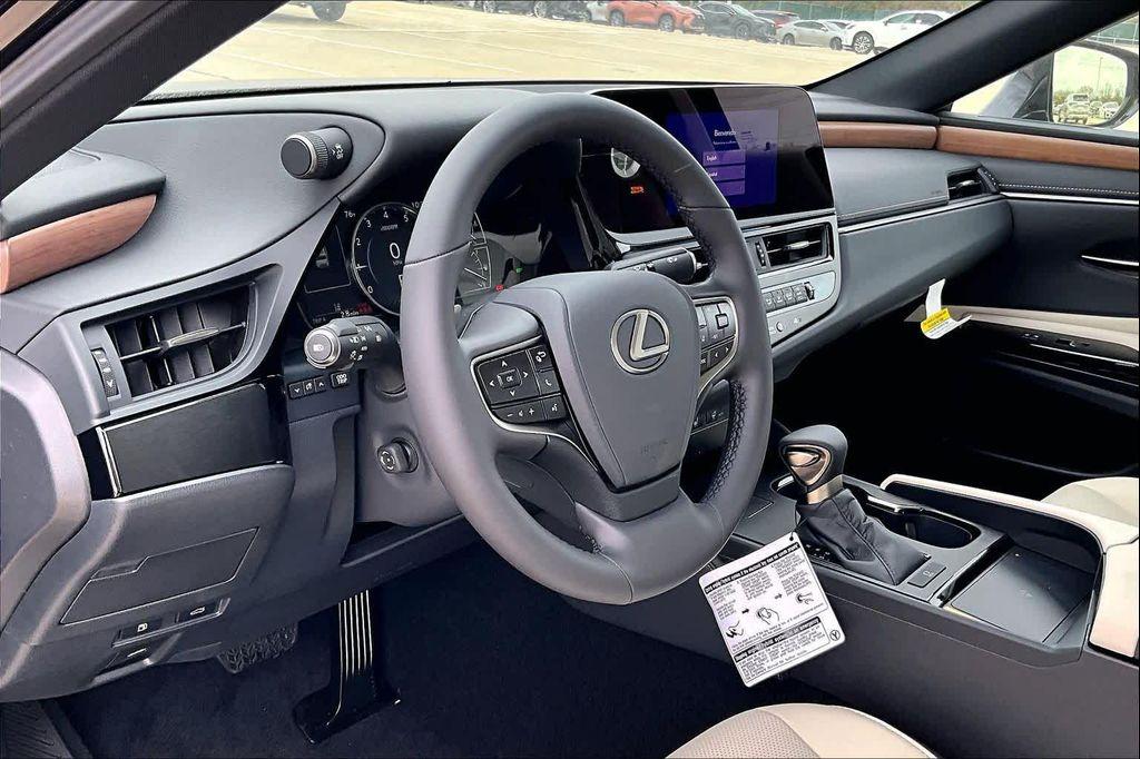 new 2025 Lexus ES 350 car, priced at $47,865