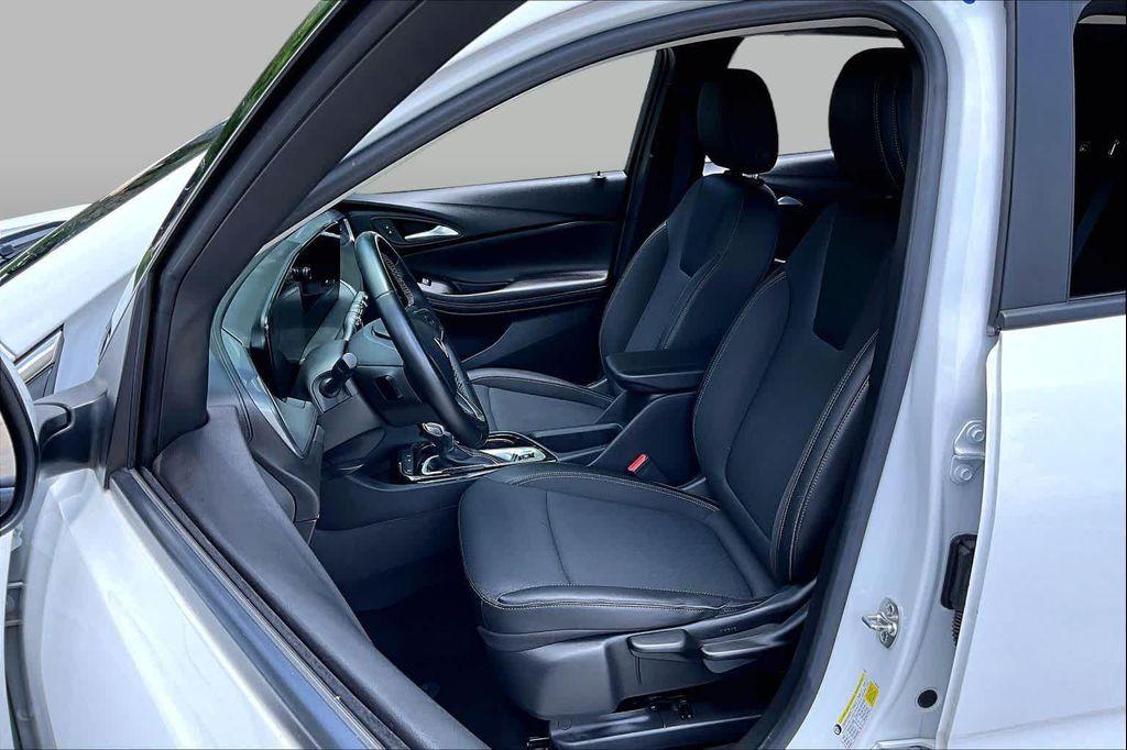 used 2024 Buick Encore GX car, priced at $20,220