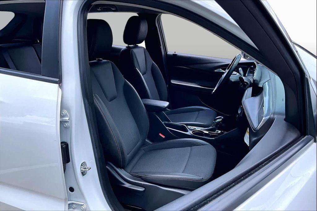 used 2024 Buick Encore GX car, priced at $20,220