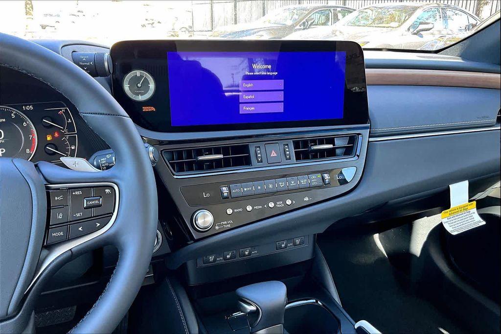 new 2025 Lexus ES 350 car, priced at $49,625