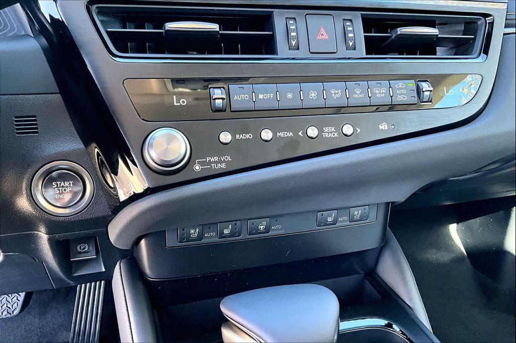 new 2025 Lexus ES 350 car, priced at $49,625