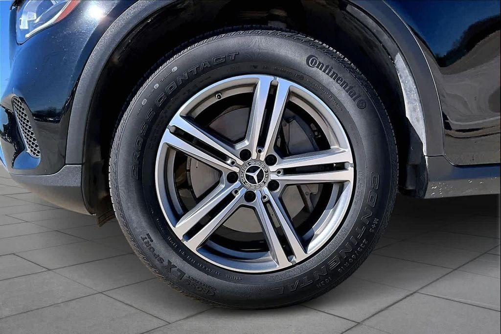 used 2020 Mercedes-Benz GLC 300 car, priced at $16,995