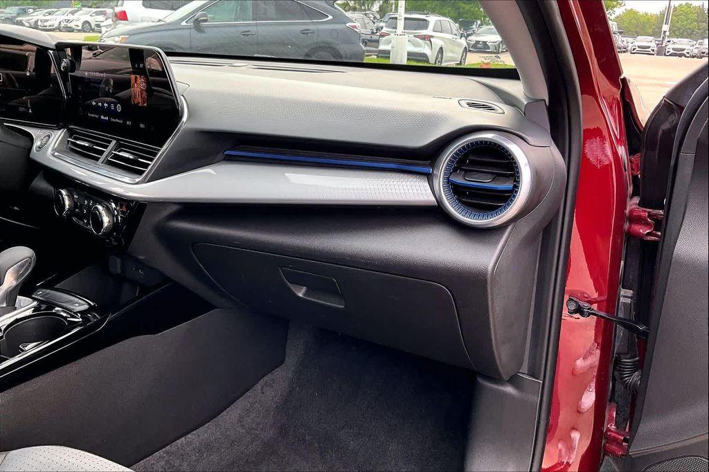 used 2025 Chevrolet Trax car, priced at $19,220