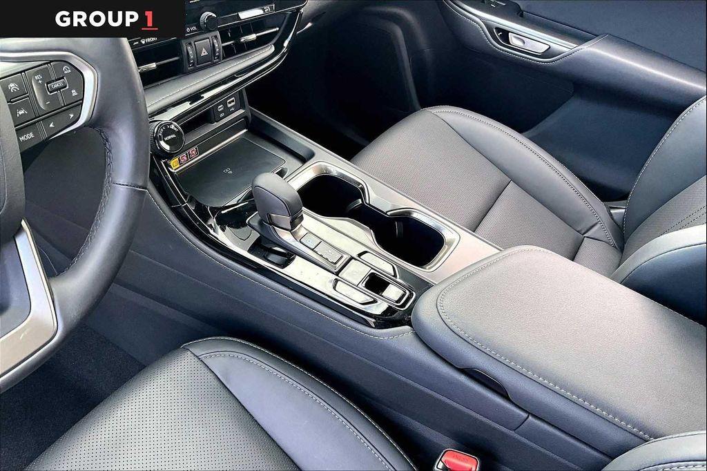 used 2025 Lexus NX 250 car, priced at $43,995