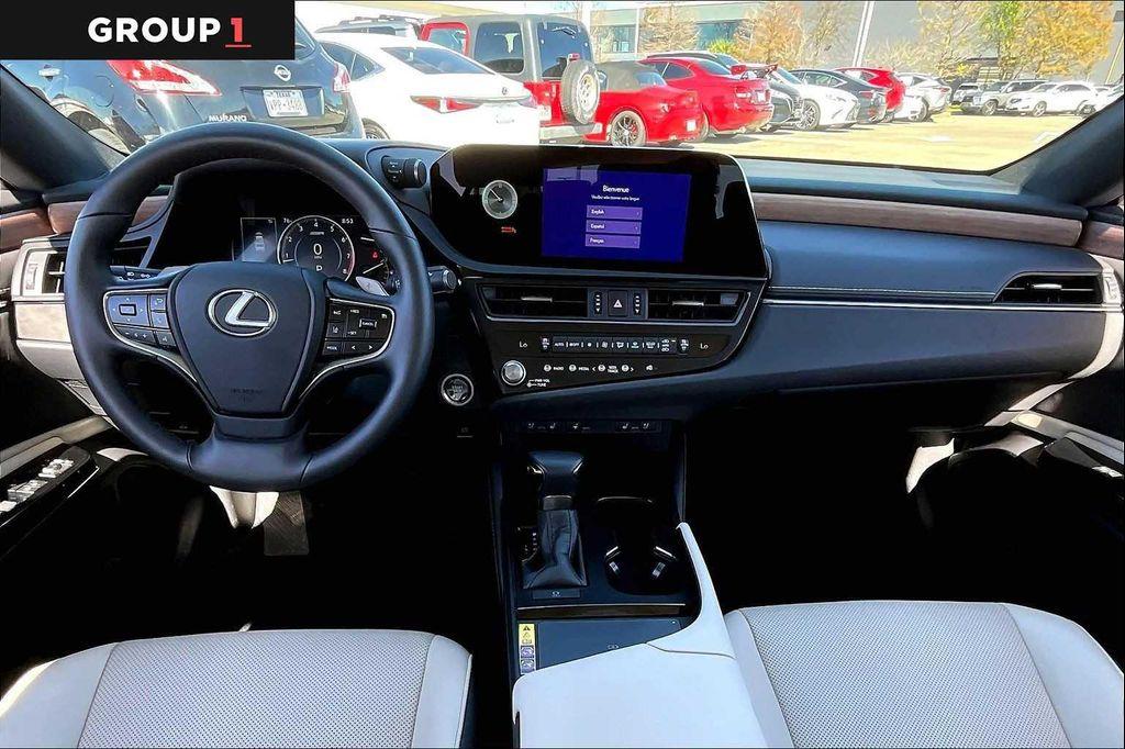 used 2025 Lexus ES 350 car, priced at $44,495