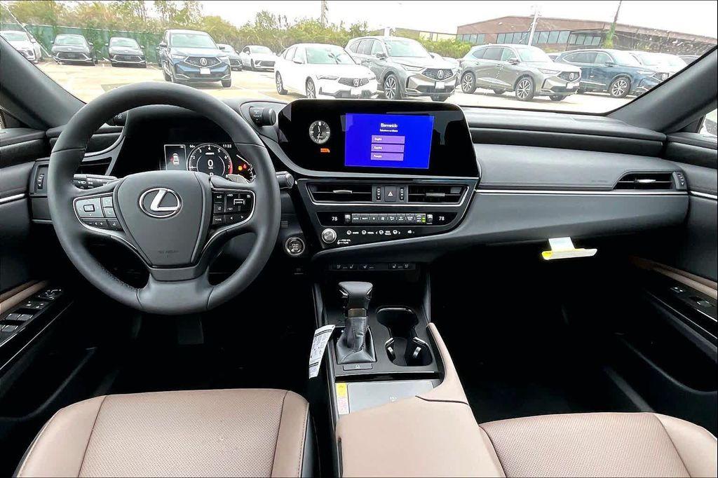 new 2025 Lexus ES 350 car, priced at $47,764