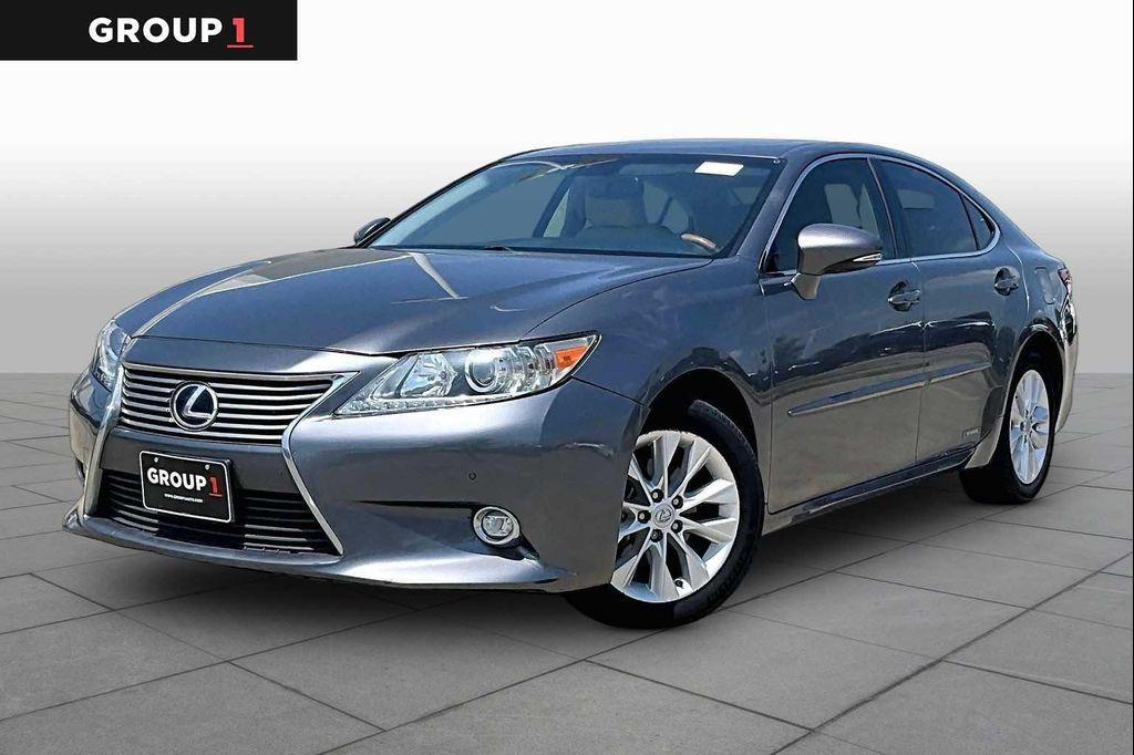 used 2015 Lexus ES 300h car, priced at $15,995