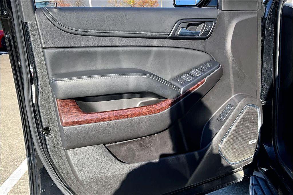 used 2016 GMC Yukon car, priced at $17,995