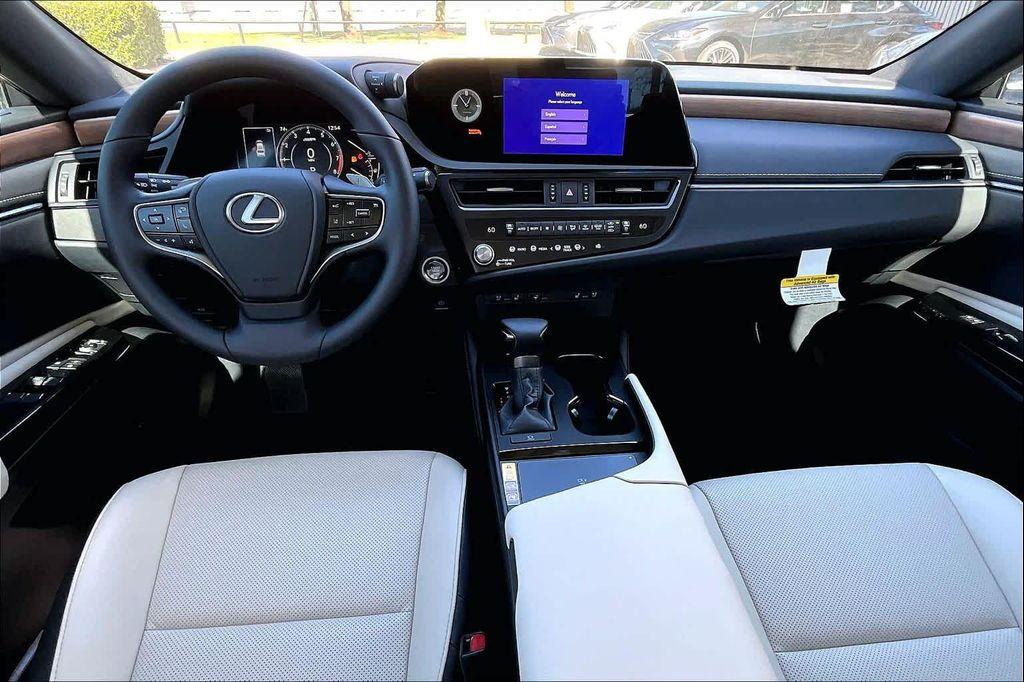 new 2025 Lexus ES 350 car, priced at $47,865