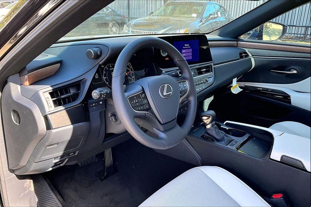 new 2025 Lexus ES 350 car, priced at $47,865
