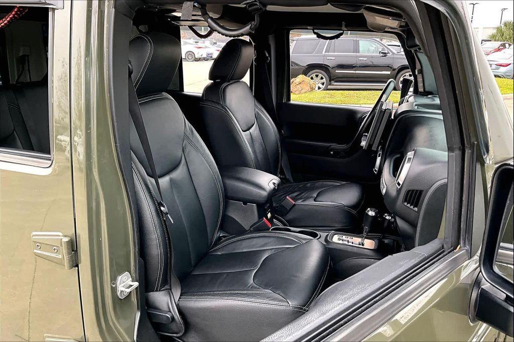 used 2015 Jeep Wrangler Unlimited car, priced at $19,995