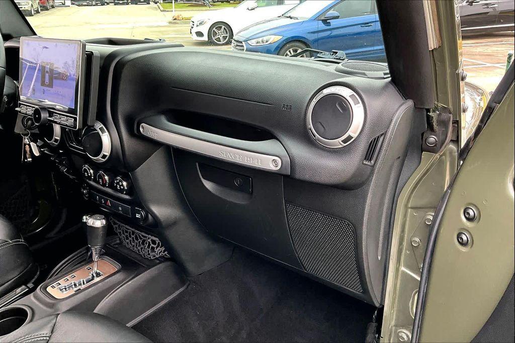 used 2015 Jeep Wrangler Unlimited car, priced at $19,995