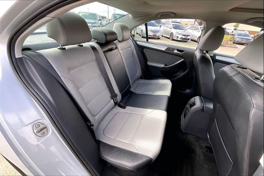 used 2013 Volkswagen Jetta Hybrid car, priced at $9,995