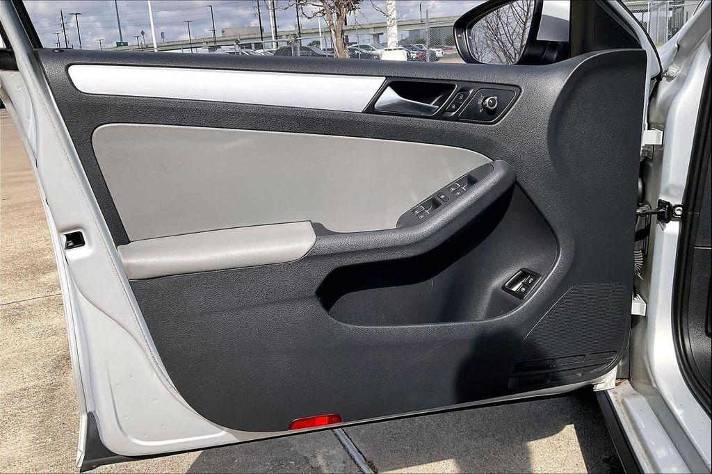 used 2013 Volkswagen Jetta Hybrid car, priced at $9,995