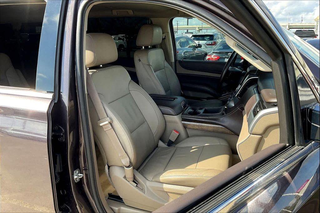 used 2015 Chevrolet Suburban car, priced at $14,495