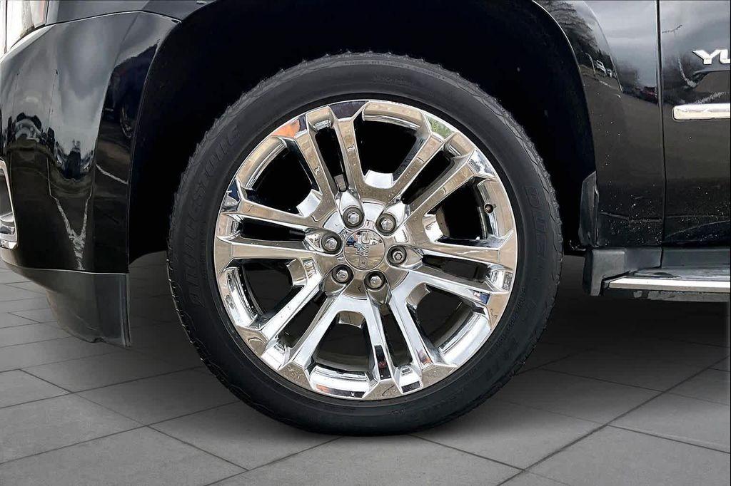 used 2017 GMC Yukon car, priced at $20,495