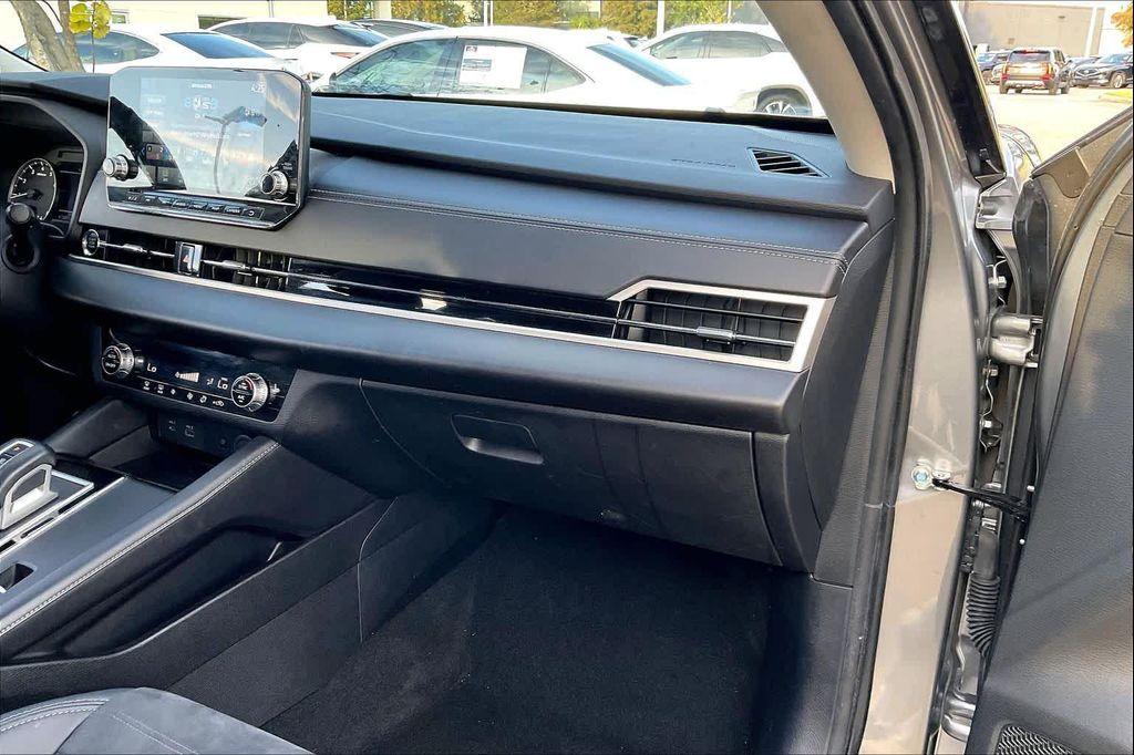 used 2022 Mitsubishi Outlander car, priced at $22,495