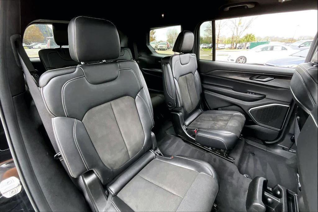 used 2022 Jeep Grand Cherokee L car, priced at $21,395