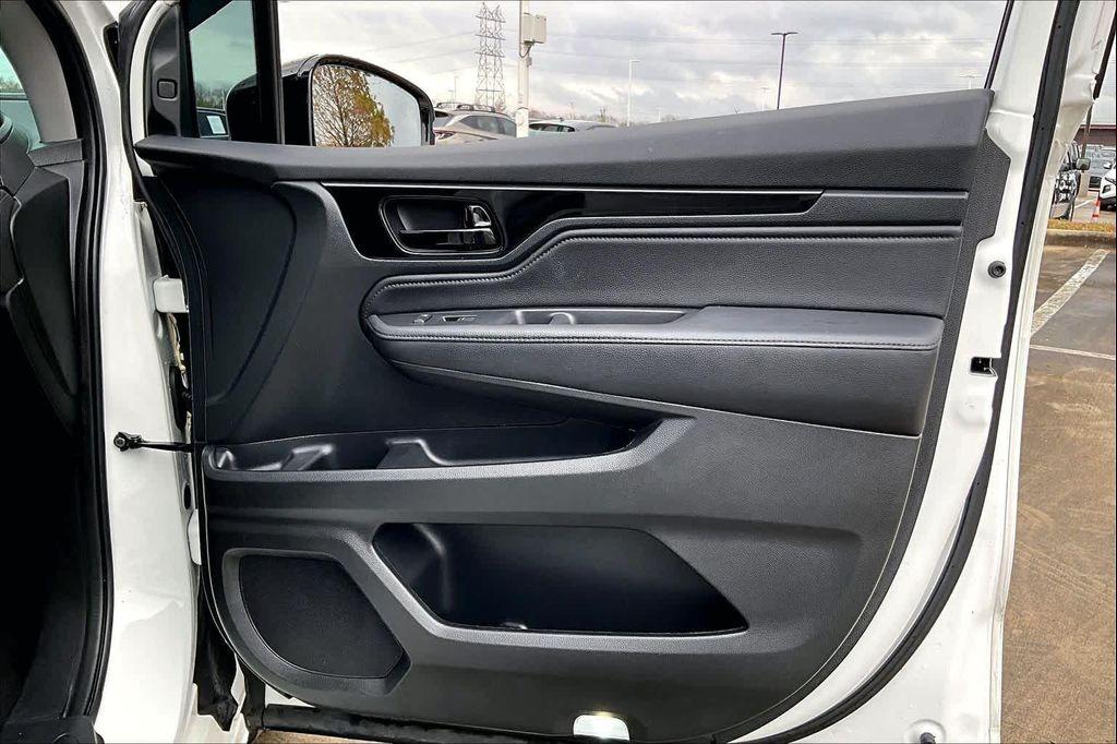 used 2023 Honda Odyssey car, priced at $37,495