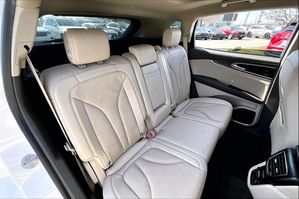 used 2019 Lincoln Nautilus car, priced at $19,995