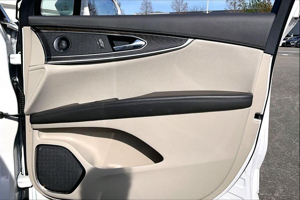 used 2019 Lincoln Nautilus car, priced at $19,995