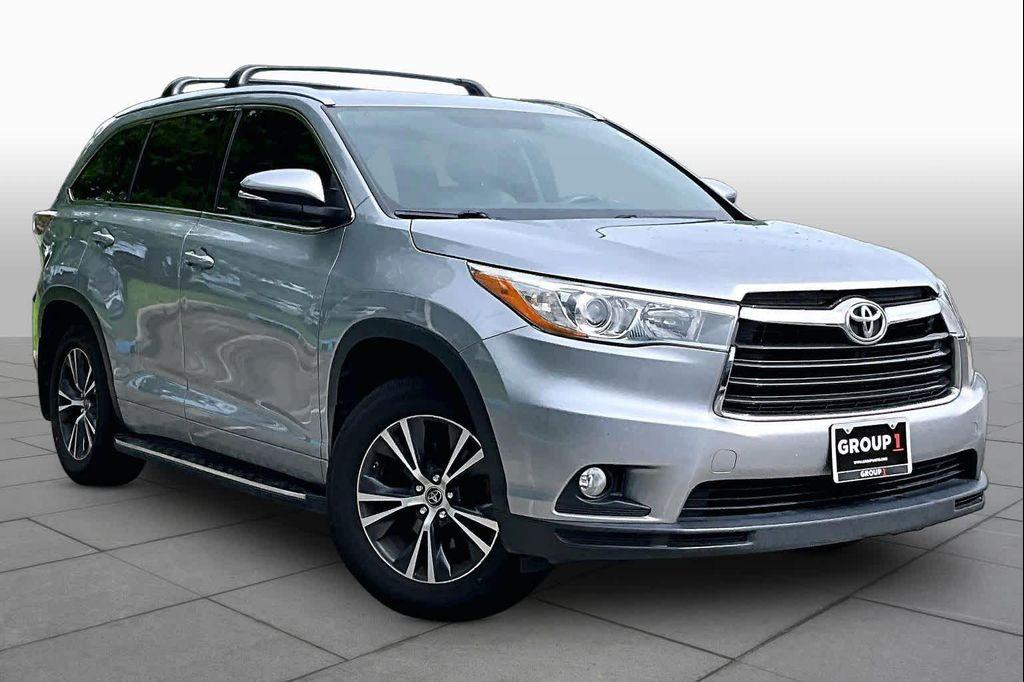 used 2016 Toyota Highlander car, priced at $14,720