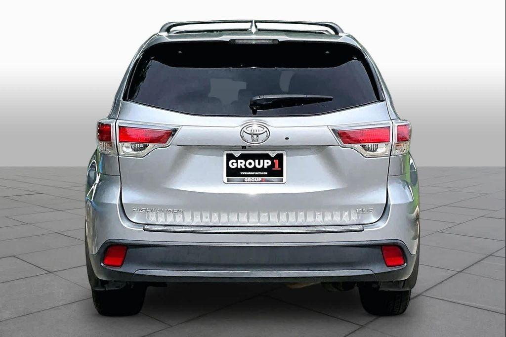 used 2016 Toyota Highlander car, priced at $14,720