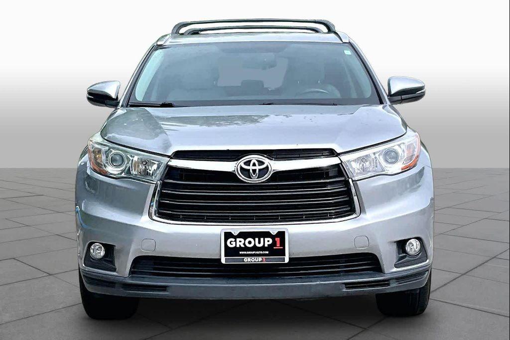 used 2016 Toyota Highlander car, priced at $14,720