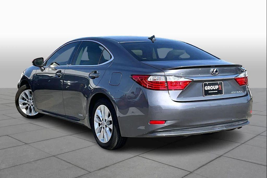 used 2014 Lexus ES 300h car, priced at $15,568