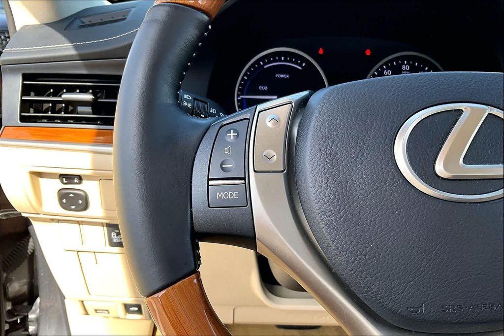 used 2014 Lexus ES 300h car, priced at $15,568