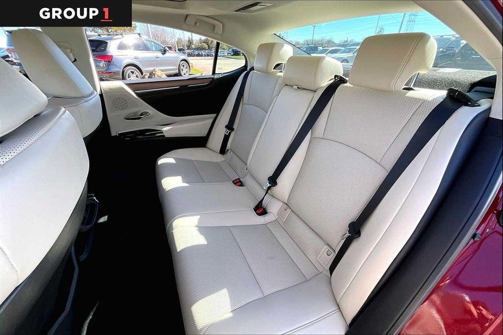 used 2025 Lexus ES 350 car, priced at $44,995