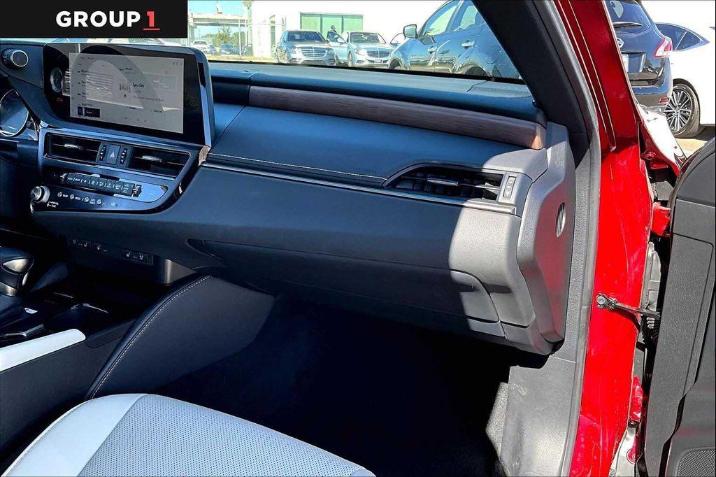 used 2025 Lexus ES 350 car, priced at $44,995